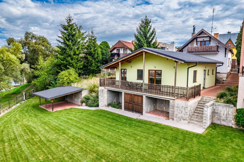 Prodej rodinného domu 3+kk s velkorysým pozemkem o velikosti 1 473 m2